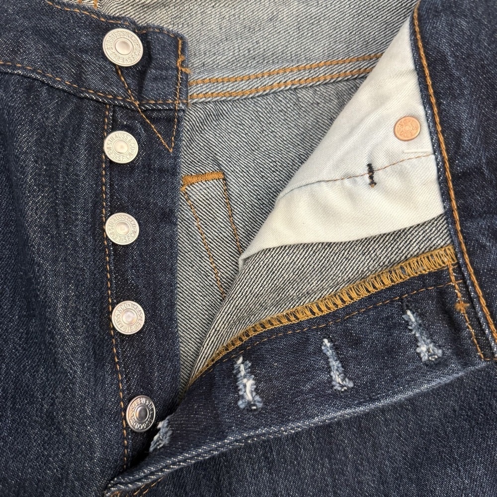 Levi's 501 Original Fit Men's Jeans 32x32 Dark Wash Blue Denim Button Fly NEW - Picture 3 of 11